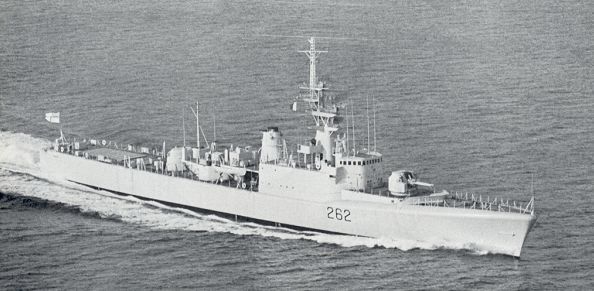 HMCS_Saskatchewan_DDE-262-2.jpg